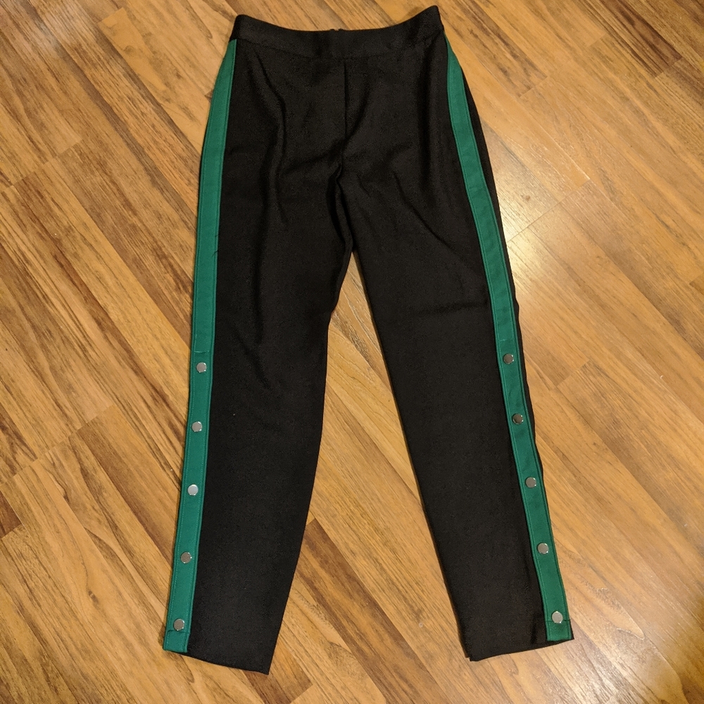 Lovers+Friends snap up black green pants